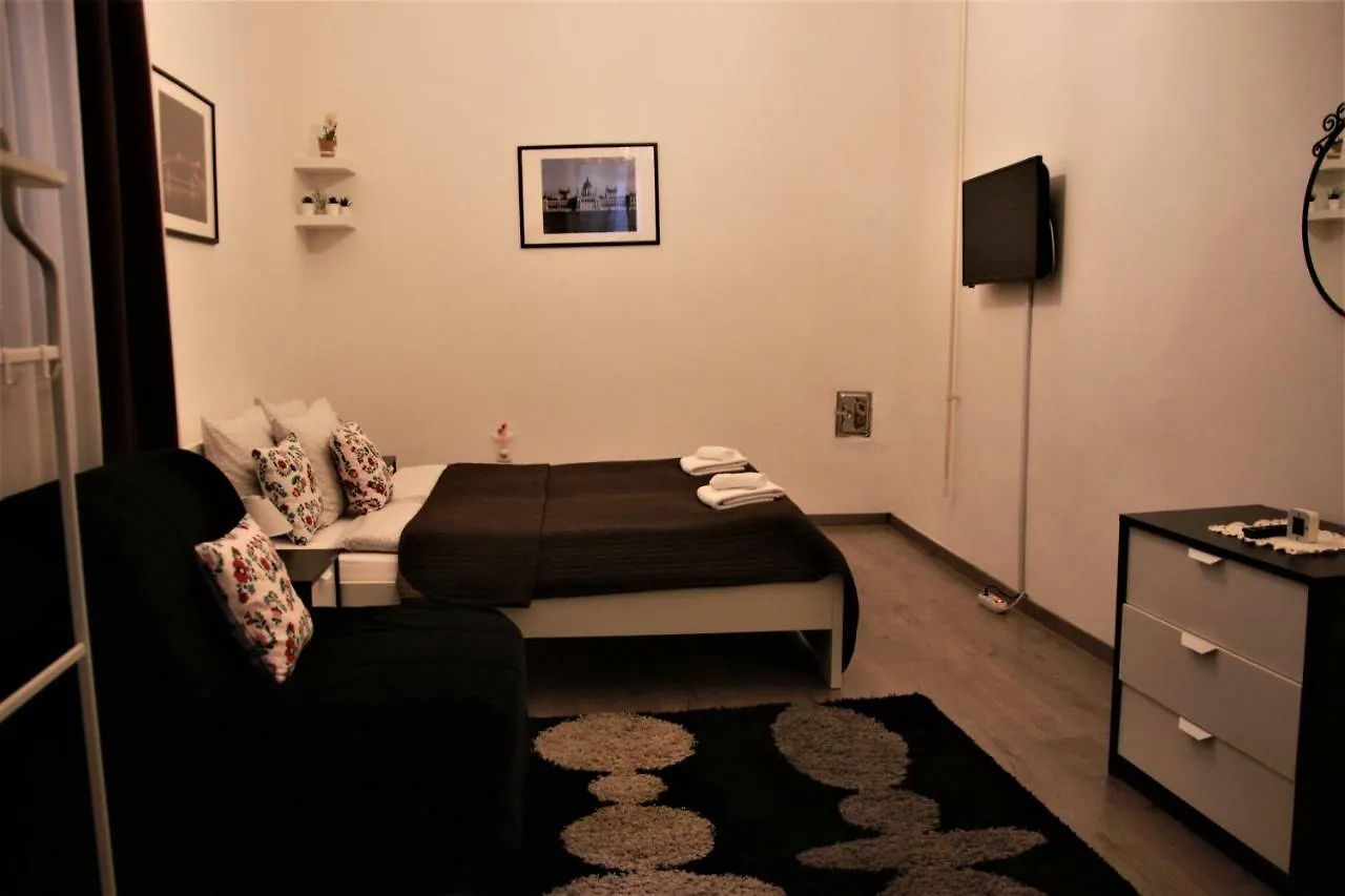 Duna Szecsi Apartman Budapest Apartment